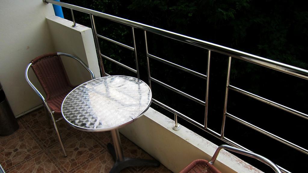 Samal Guesthouse 芭達亞 外观 照片